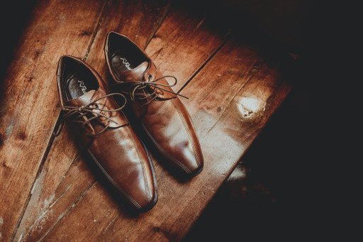 The Ultimate Guide to Choosing the Best Shoe Shine Products
